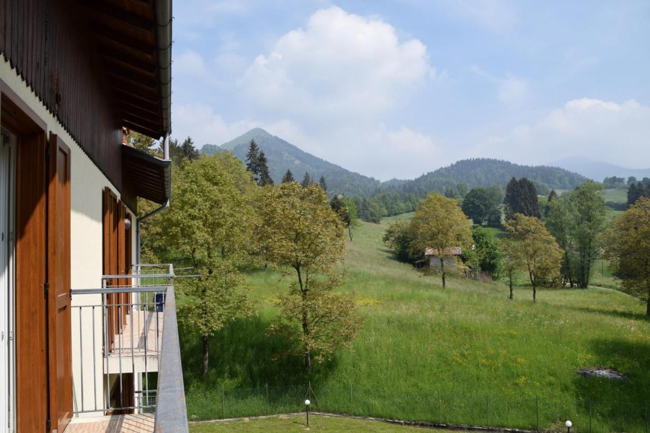 Апартаменти Green House Mountain Lake Iseo Hospitality Bossico Екстер'єр фото